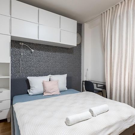 Lotus Apartment Prag Exteriör bild